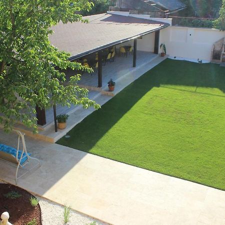 Pretty Garden Villa Orsova Exterior photo